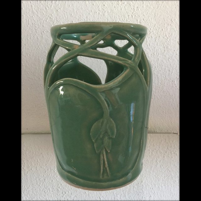 CutGreenVase1